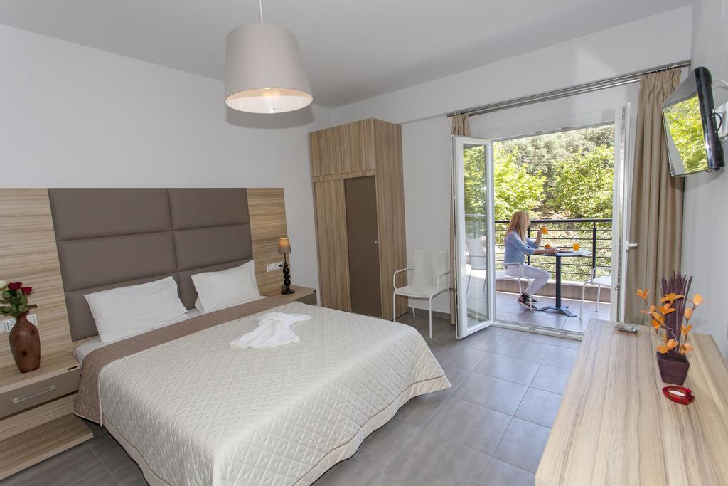 Oasis Exclusive Aparthotel Parga Ngoại thất bức ảnh