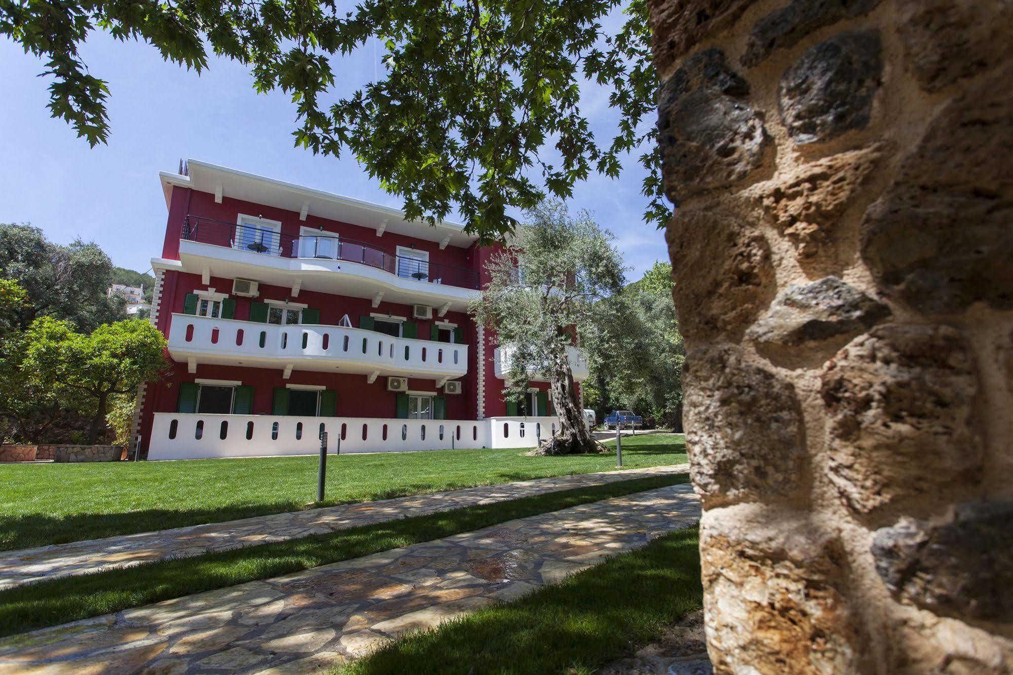 Oasis Exclusive Aparthotel Parga Ngoại thất bức ảnh