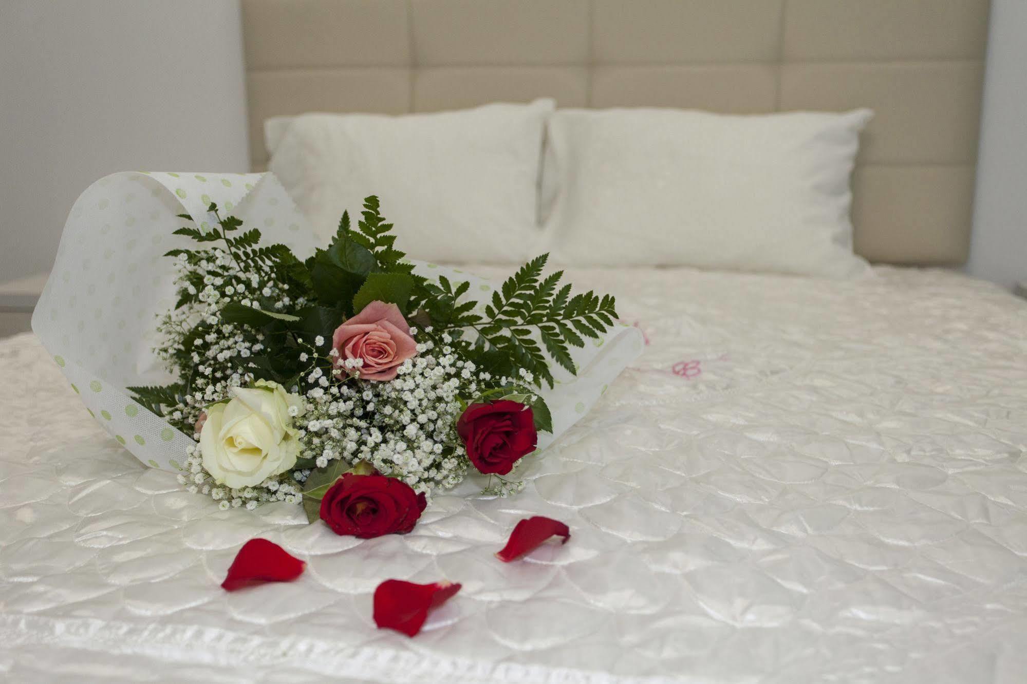 Oasis Exclusive Aparthotel Parga Ngoại thất bức ảnh
