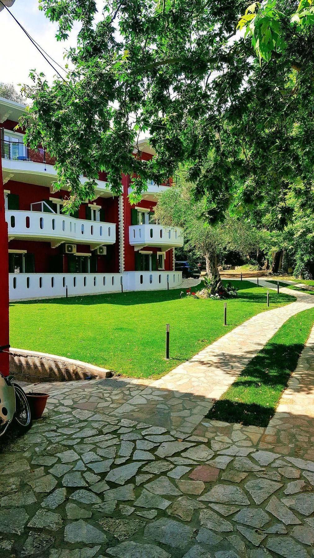 Oasis Exclusive Aparthotel Parga Ngoại thất bức ảnh